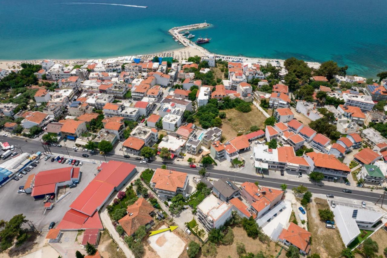 Ianos Apartments Potos Exterior photo
