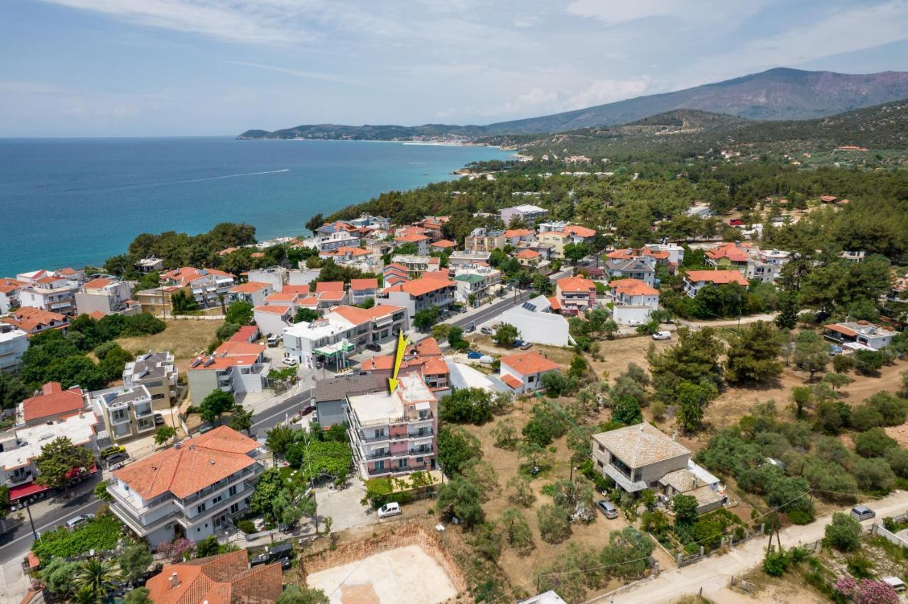 Ianos Apartments Potos Exterior photo