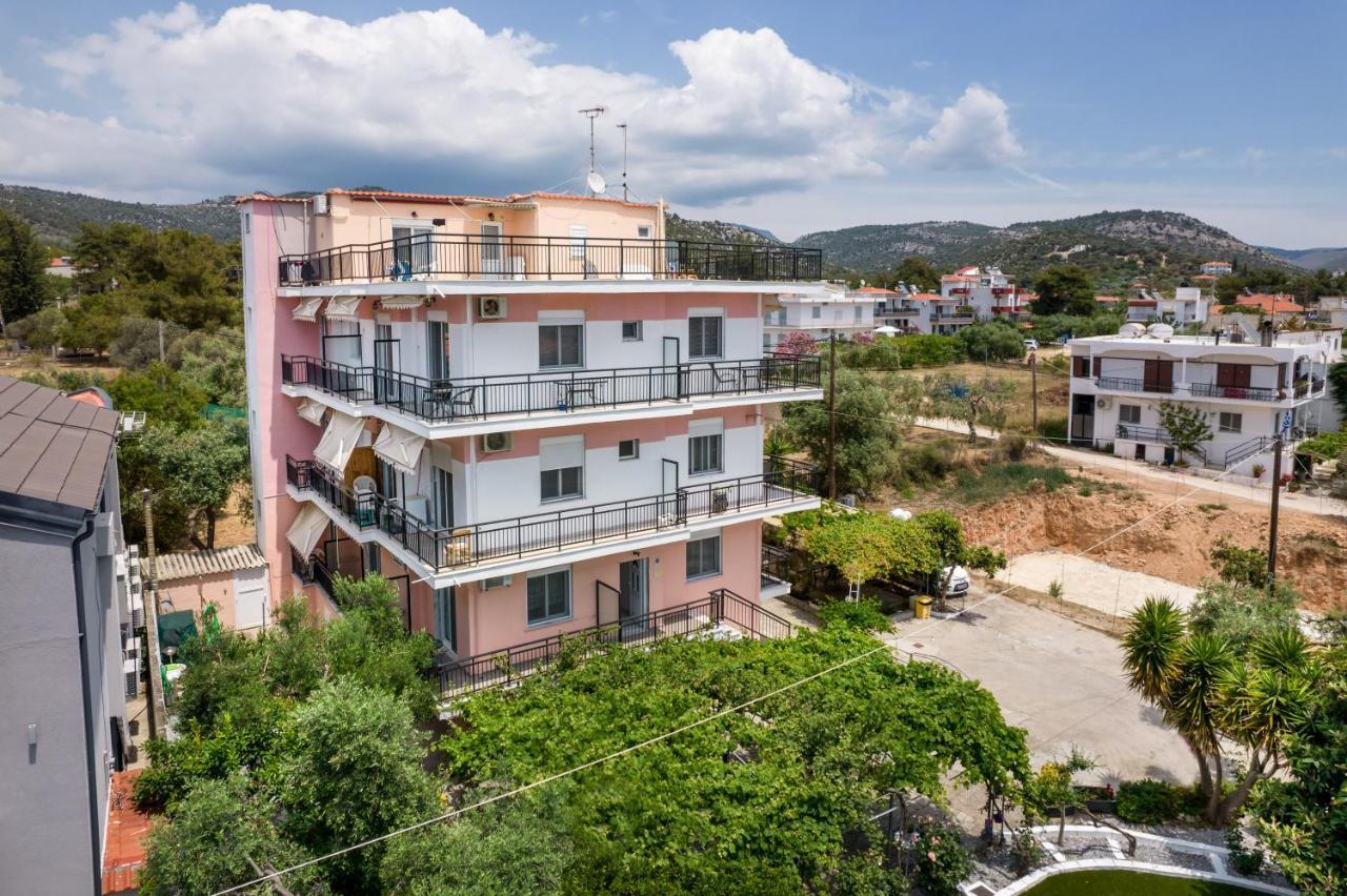 Ianos Apartments Potos Exterior photo