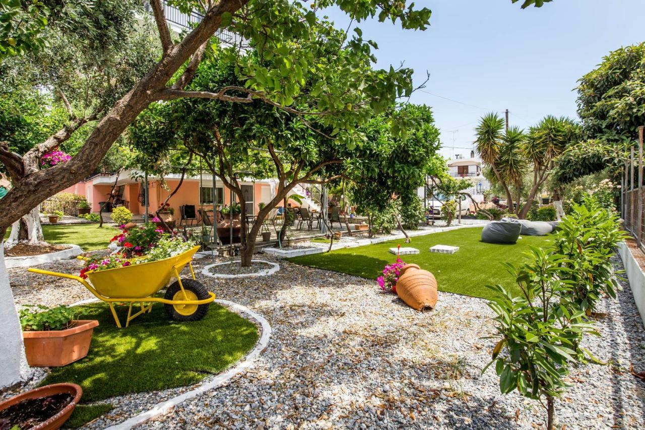 Ianos Apartments Potos Exterior photo